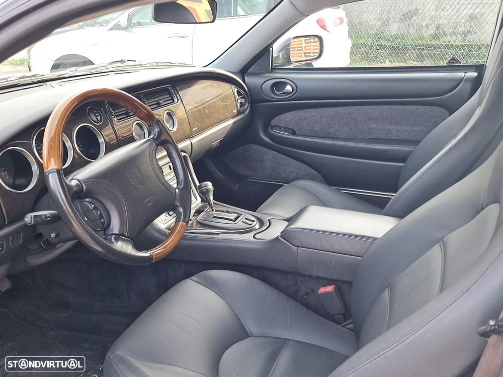 Jaguar XK XK8 4.0 Coupé Sport - 17