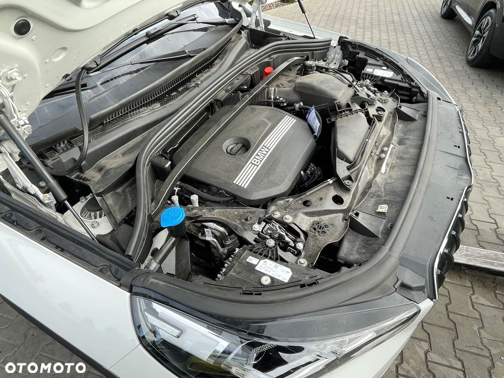 BMW X1 sDrive18i xLine - 15