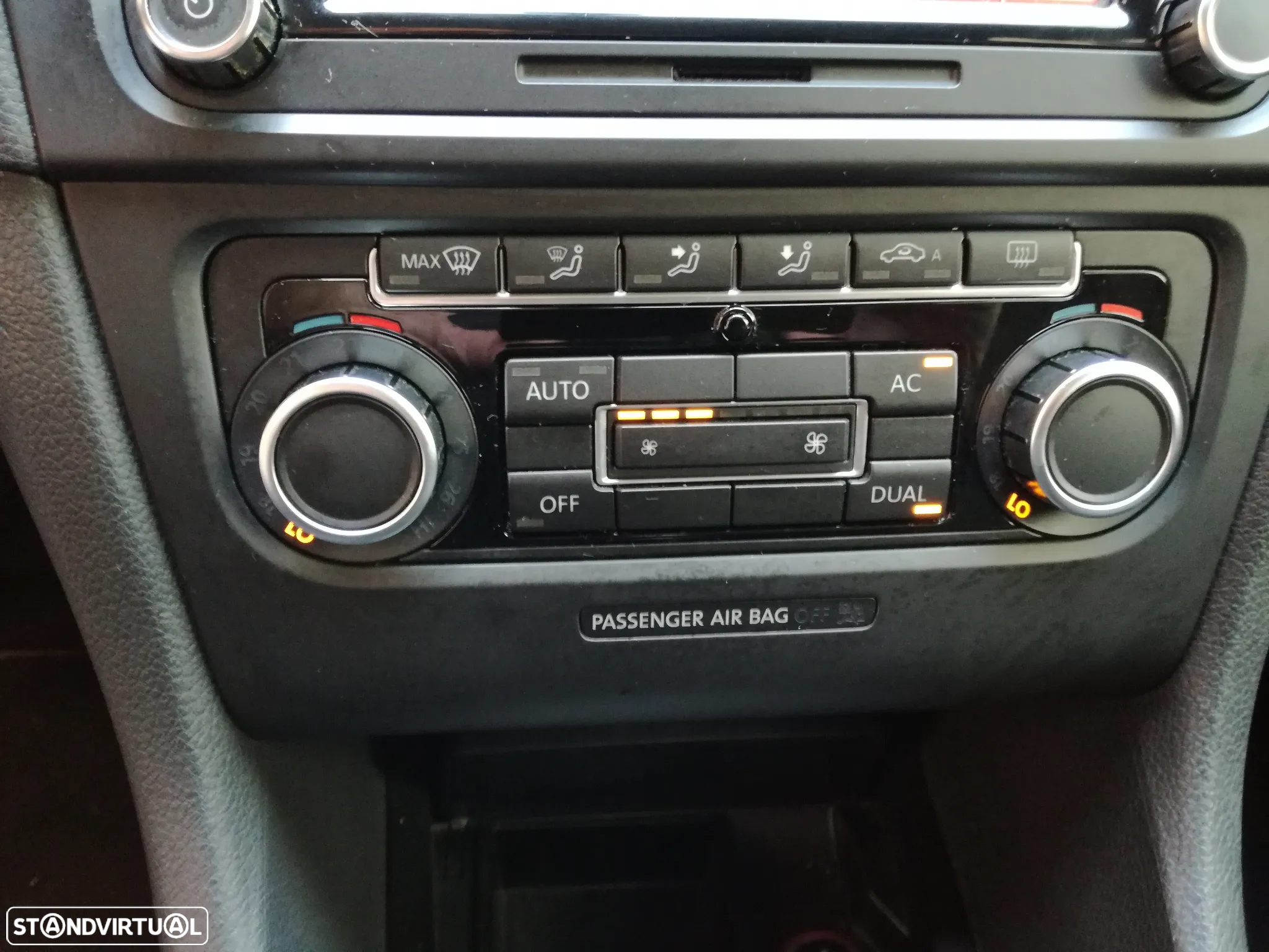 VW Golf 2.0 TDi Highline - 23