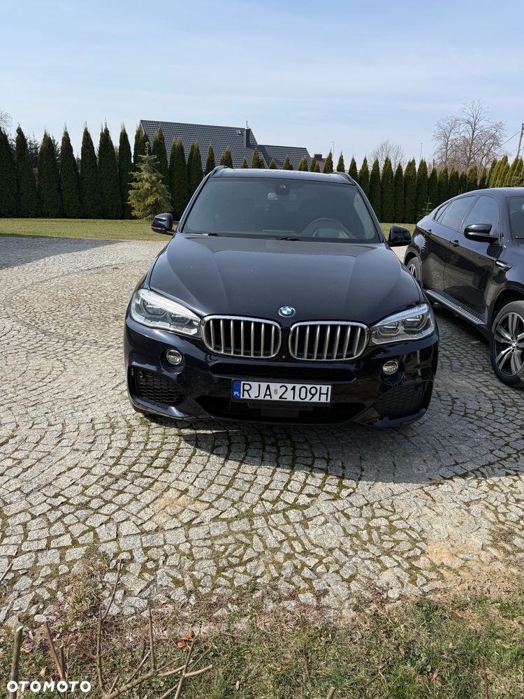 BMW X5 xDrive50i - 1