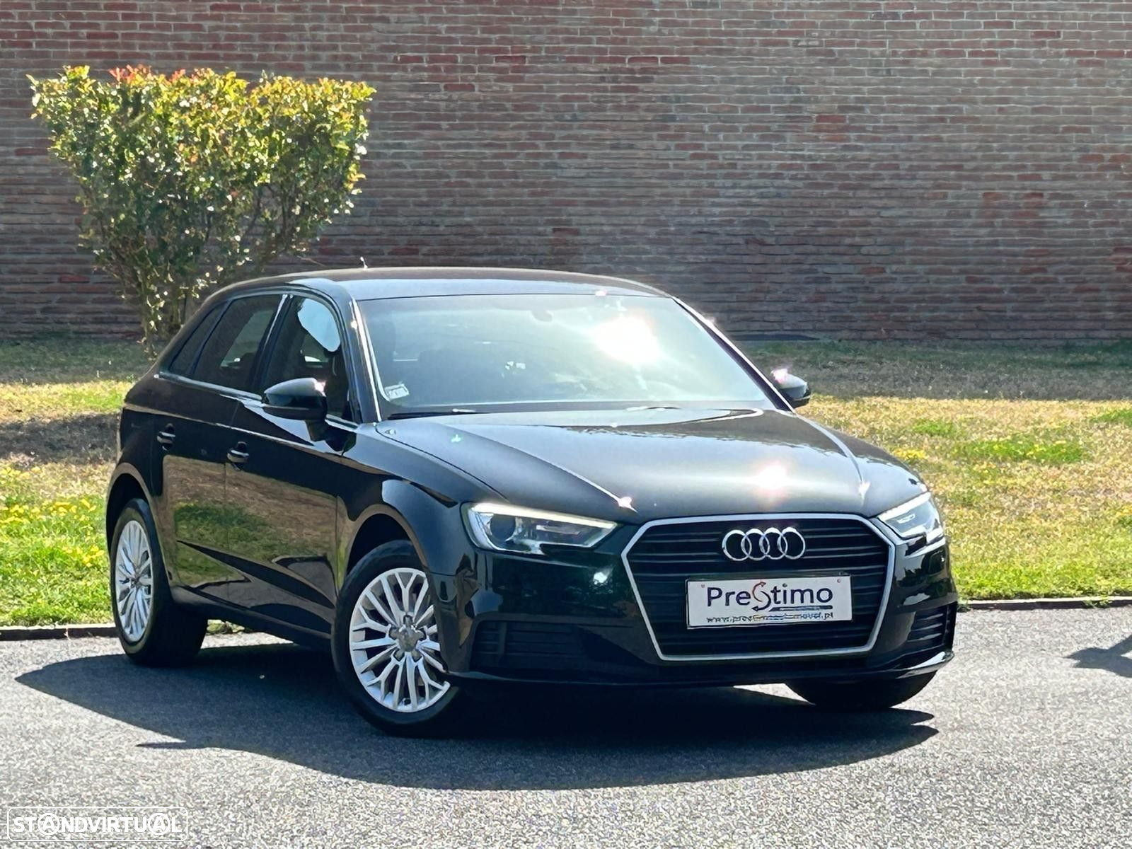 Audi A3 Sportback 1.6 TDI Attraction Ultra - 14