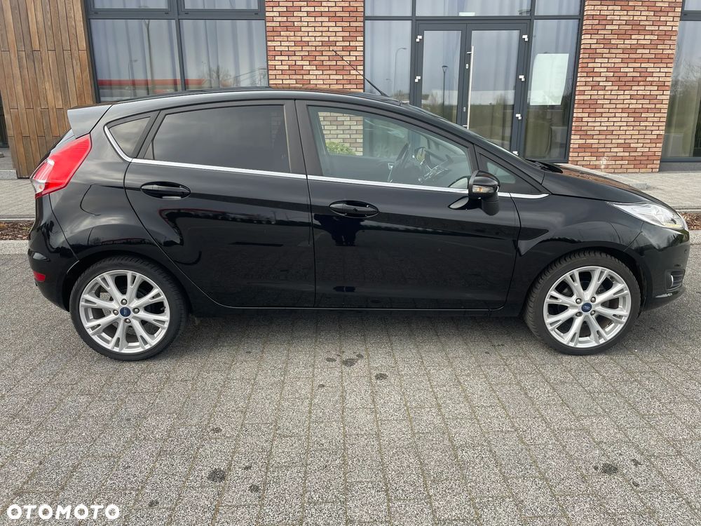 Ford Fiesta 1.0 EcoBoost S&S TITANIUM - 6