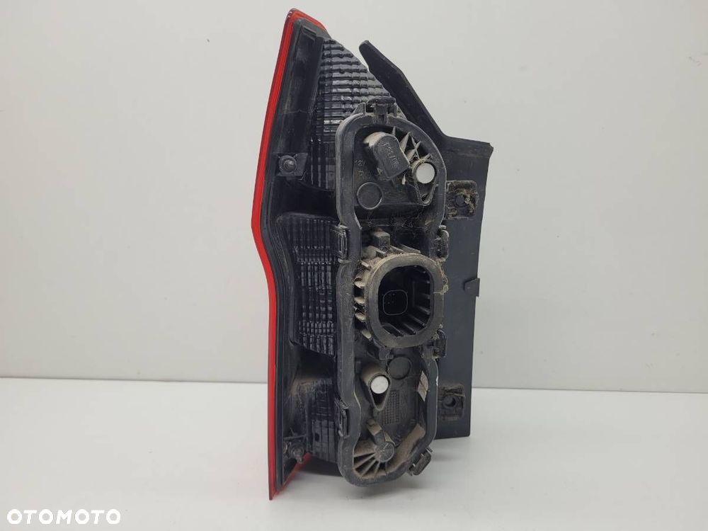 LAMPA TYL PRAWA FORD TRANSIT COURIER 2018 ET7613N004 EUROPA - 3