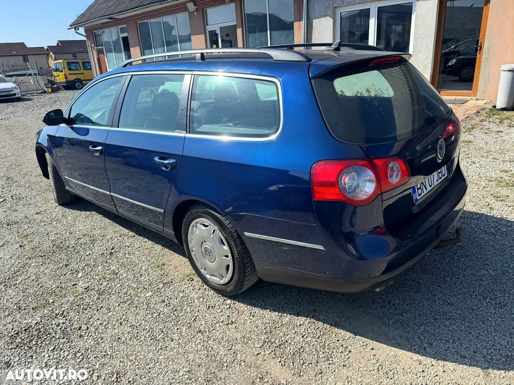 Volkswagen Passat 2.0 TDI DPF Comfortline - 3