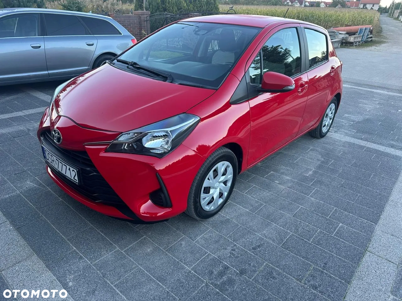 Toyota Yaris 1.0 Premium - 2