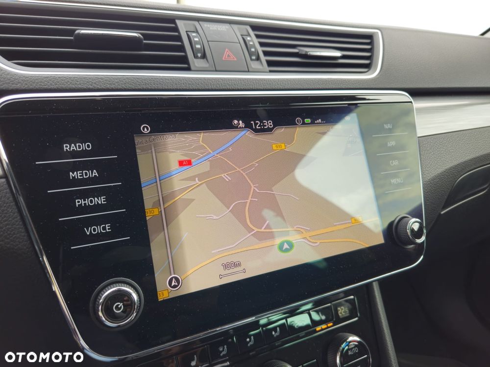 Skoda Superb 2.0 TSI Style DSG - 18