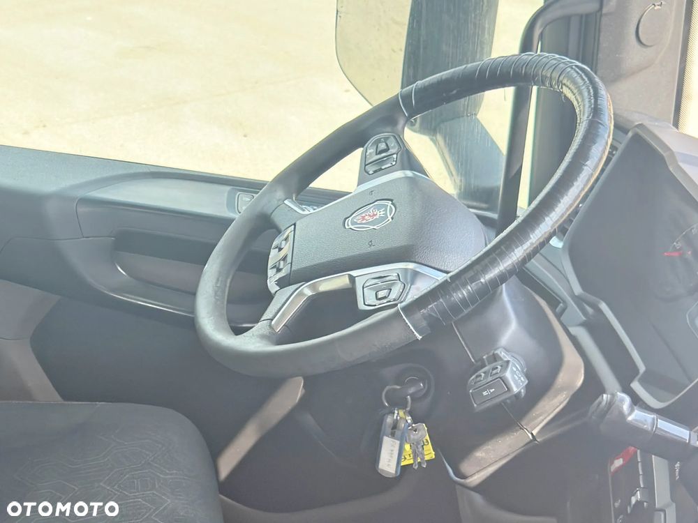 Scania P 410 XT * WYWROTKA / 8x4 * STAN BDB - 11