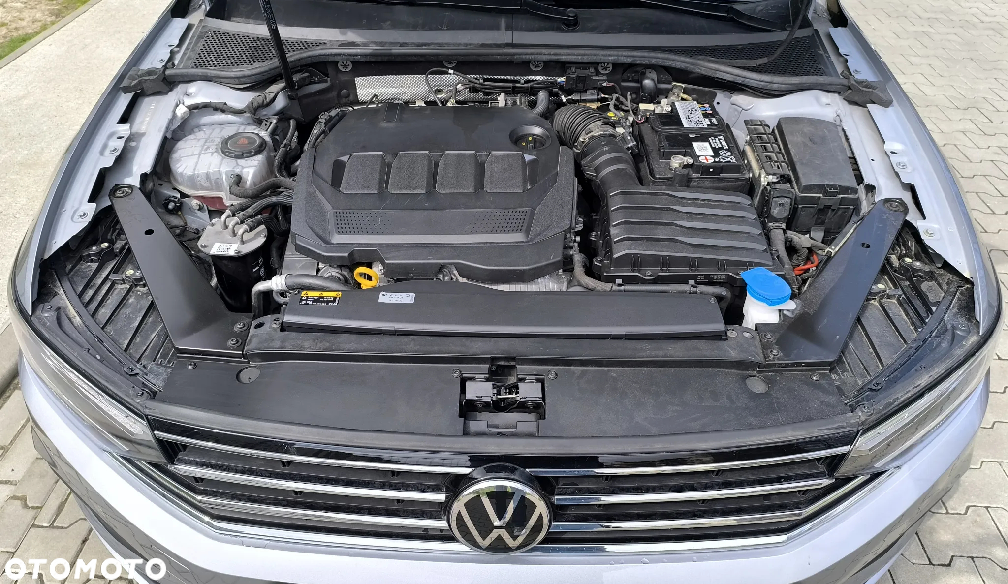 Volkswagen Passat 2.0 TDI EVO Elegance DSG - 9