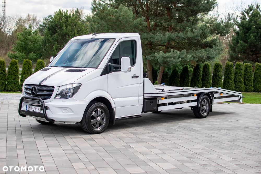 Mercedes-Benz Sprinter 319 - 10