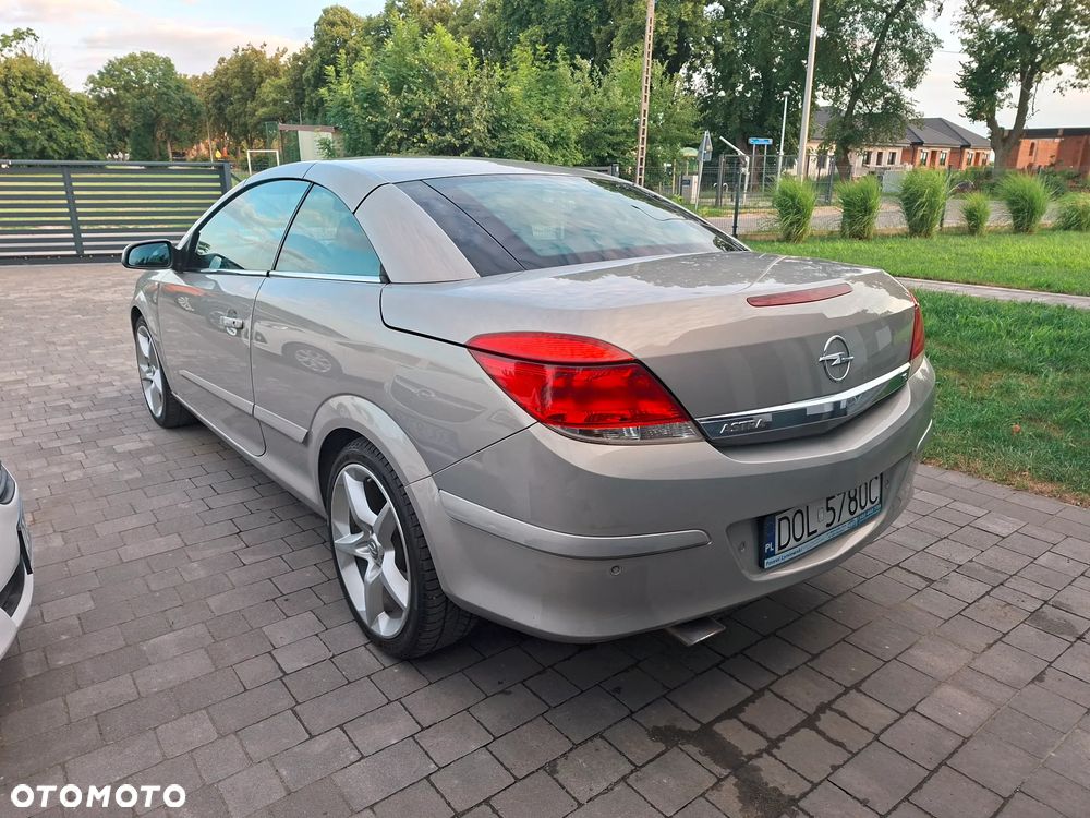 Opel Astra 1.8 Cosmo - 11
