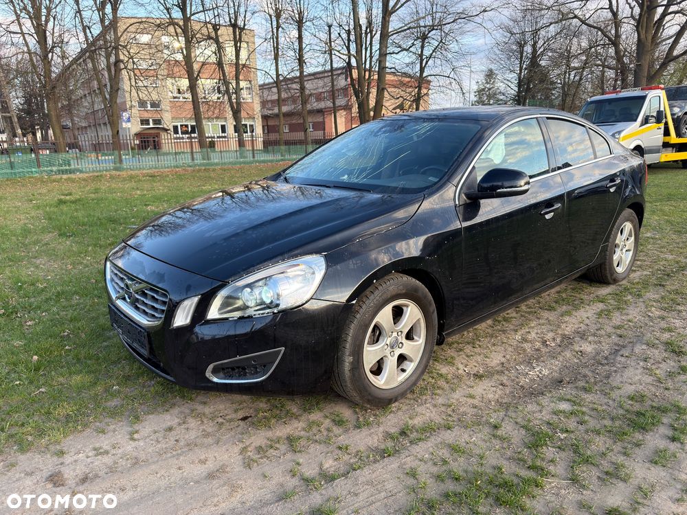 Volvo S60 D5 Summum - 1