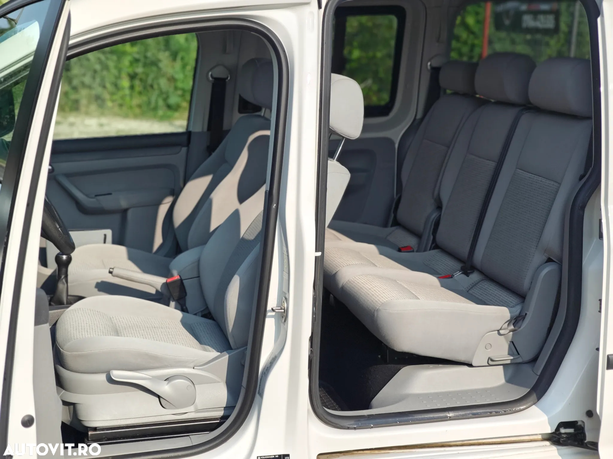Volkswagen Caddy 1.9 TDI DPF Maxi Life Style (7-Si.) - 10