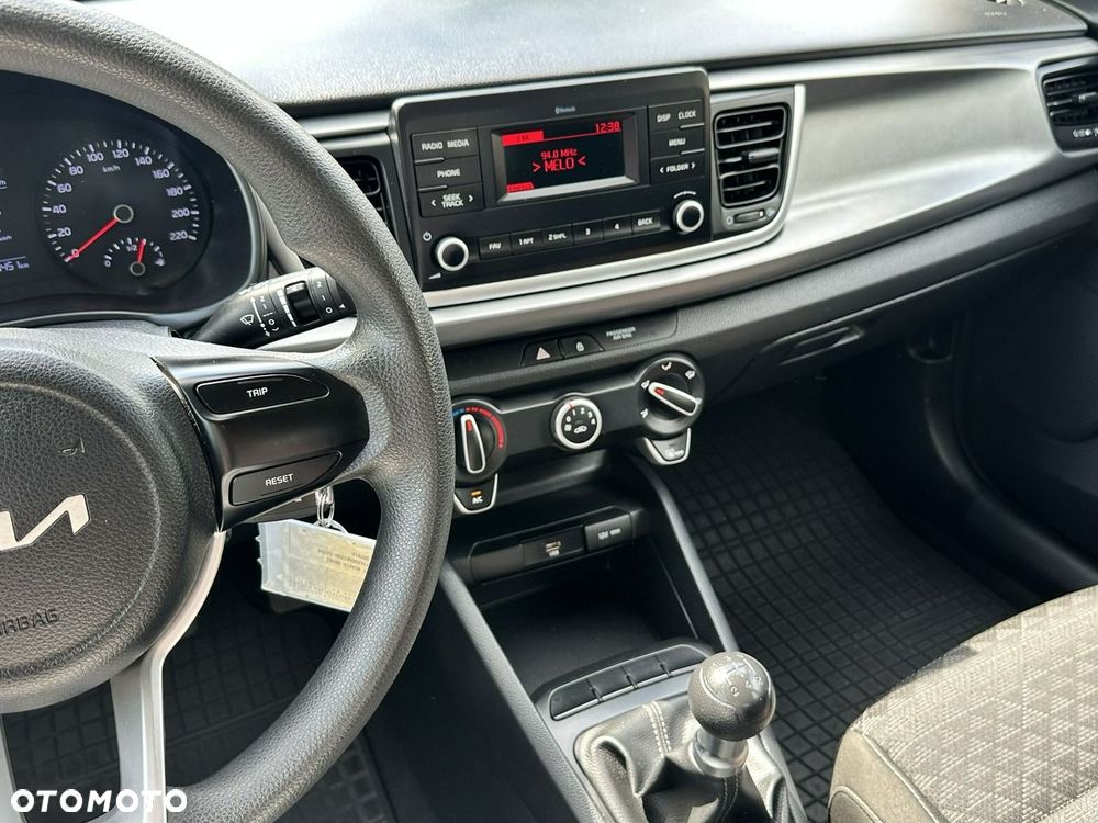 Kia Rio - 28