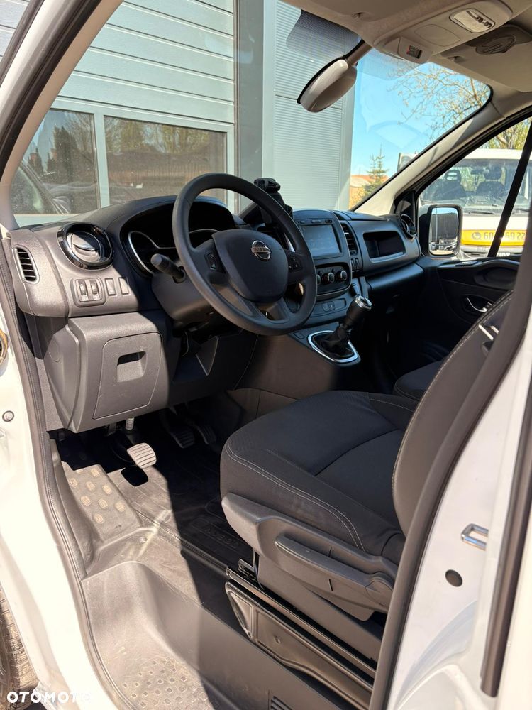 Nissan NV300 - 12