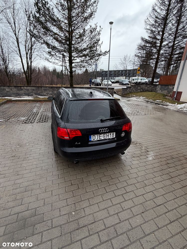 Audi A4 Avant 2.0 T FSI quattro - 12