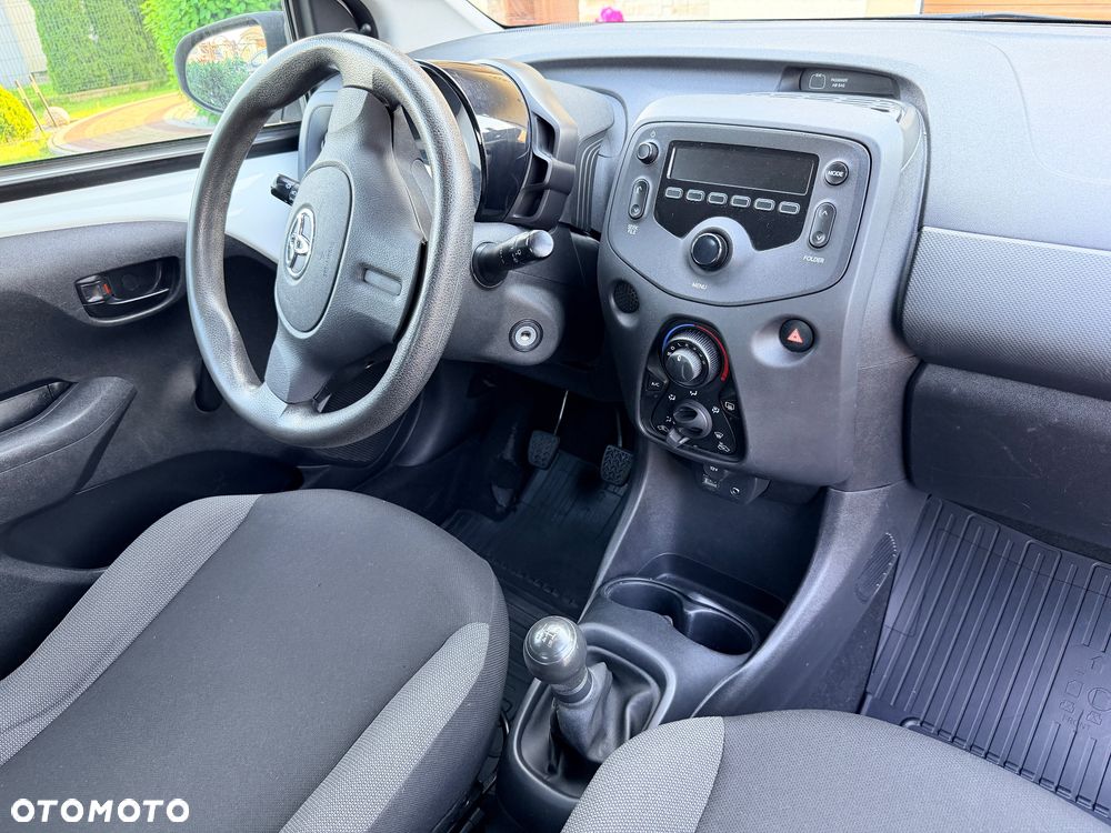 Toyota Aygo 1.0 VVT-i Sprint EU6 - 30