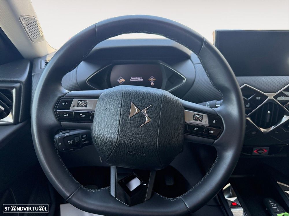 DS DS3 Crossback 1.2 PureTech Roofs of Paris - 12