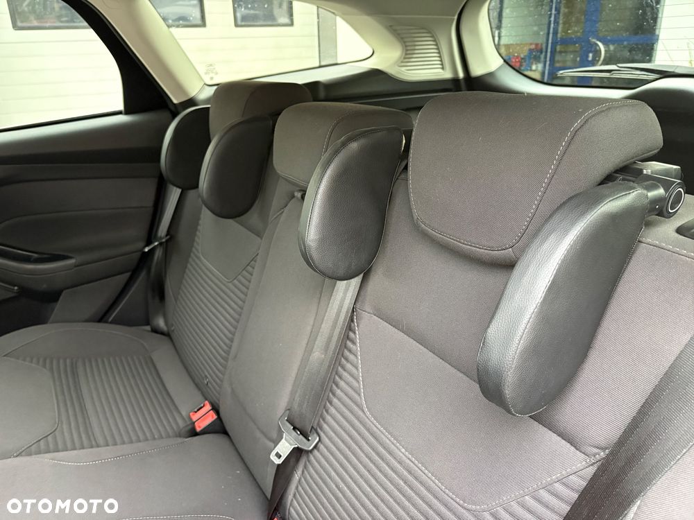 Ford Focus 1.0 EcoBoost Titanium - 28