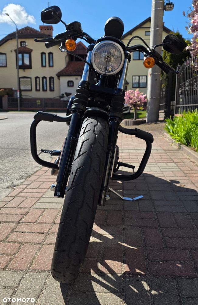 Harley-Davidson Sportster Iron 883 - 15
