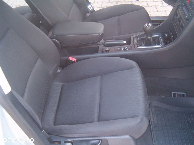 Audi A4 Avant - 25
