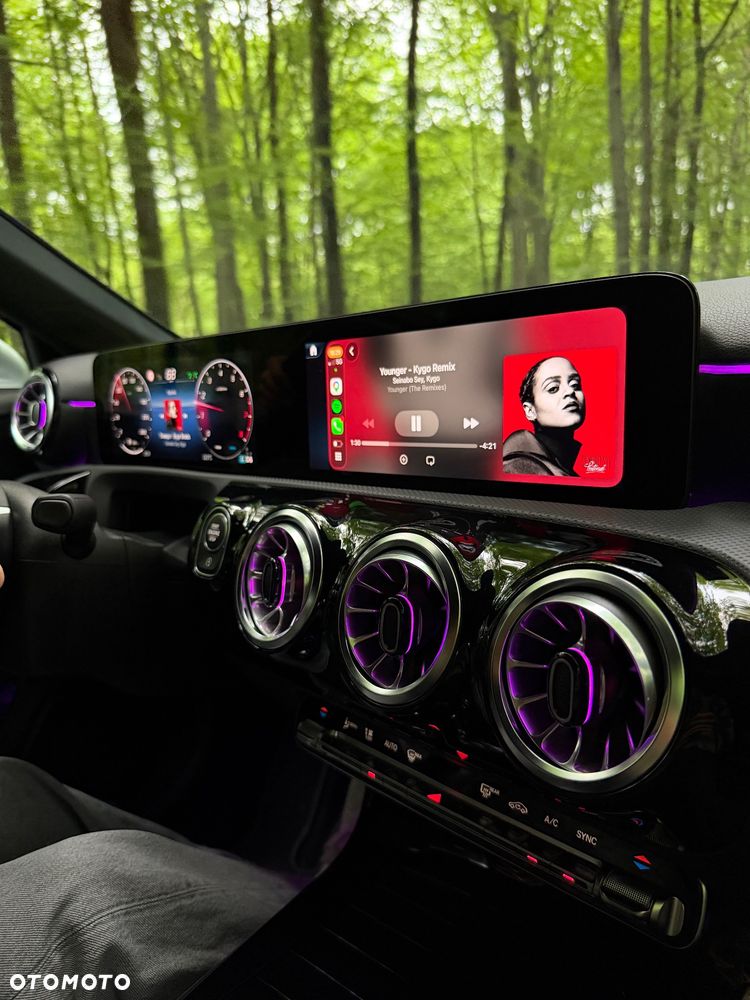 Mercedes-Benz Klasa A 200 AMG Line 7G-DCT - 16