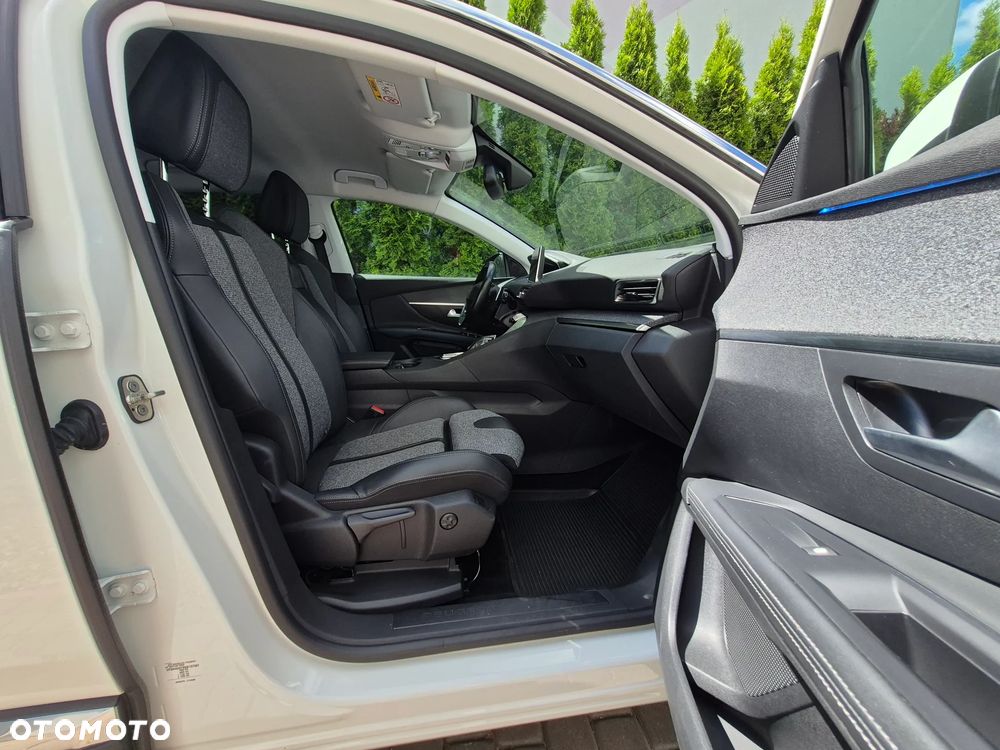 Peugeot 3008 PureTech 180 Stop & Start GPF EAT8 Allure - 25