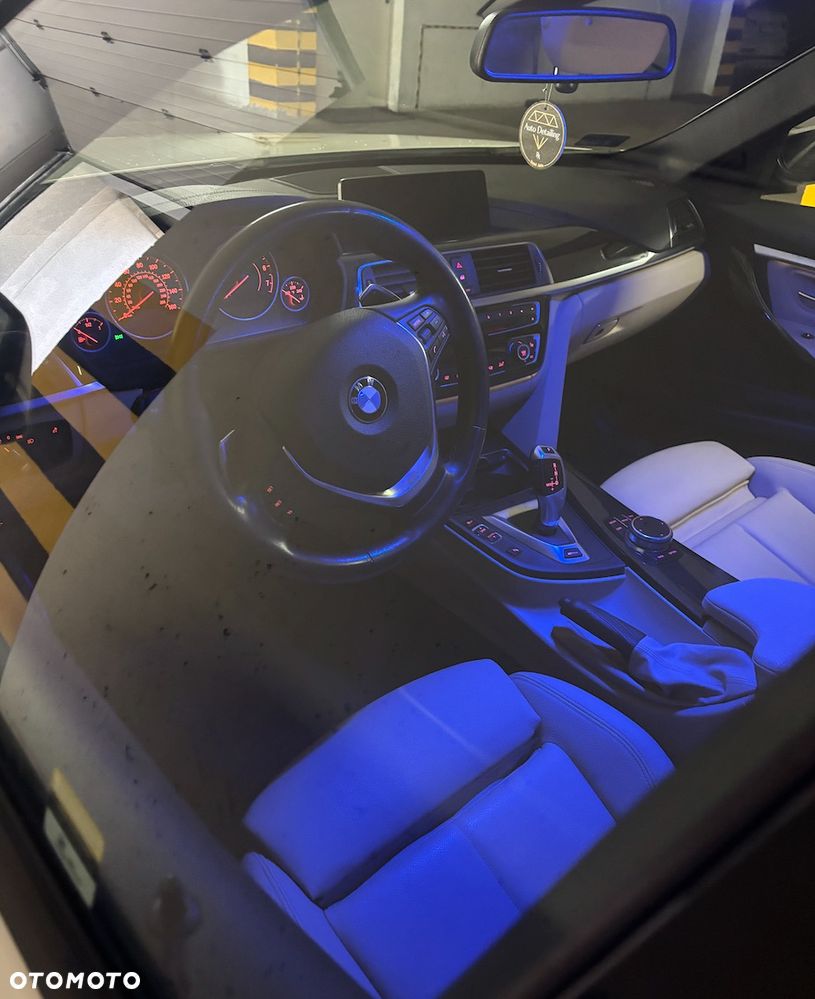 BMW Seria 3 - 23