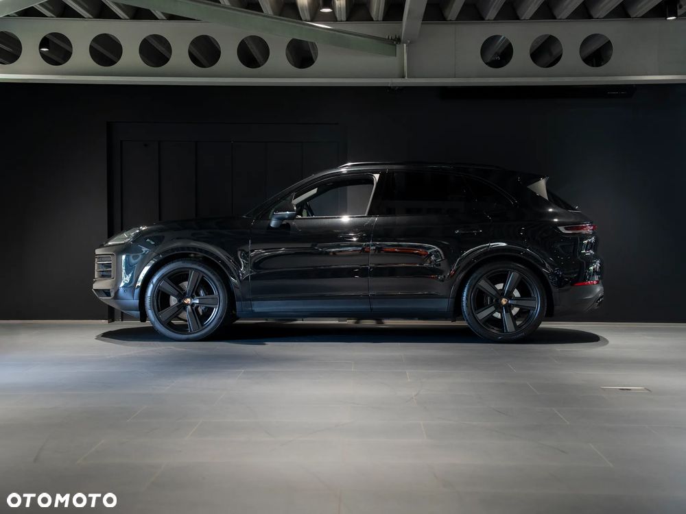 Porsche Cayenne Standard - 2