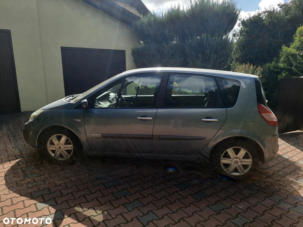 Renault Scenic 1.9 dCi Confort Privilege - 6