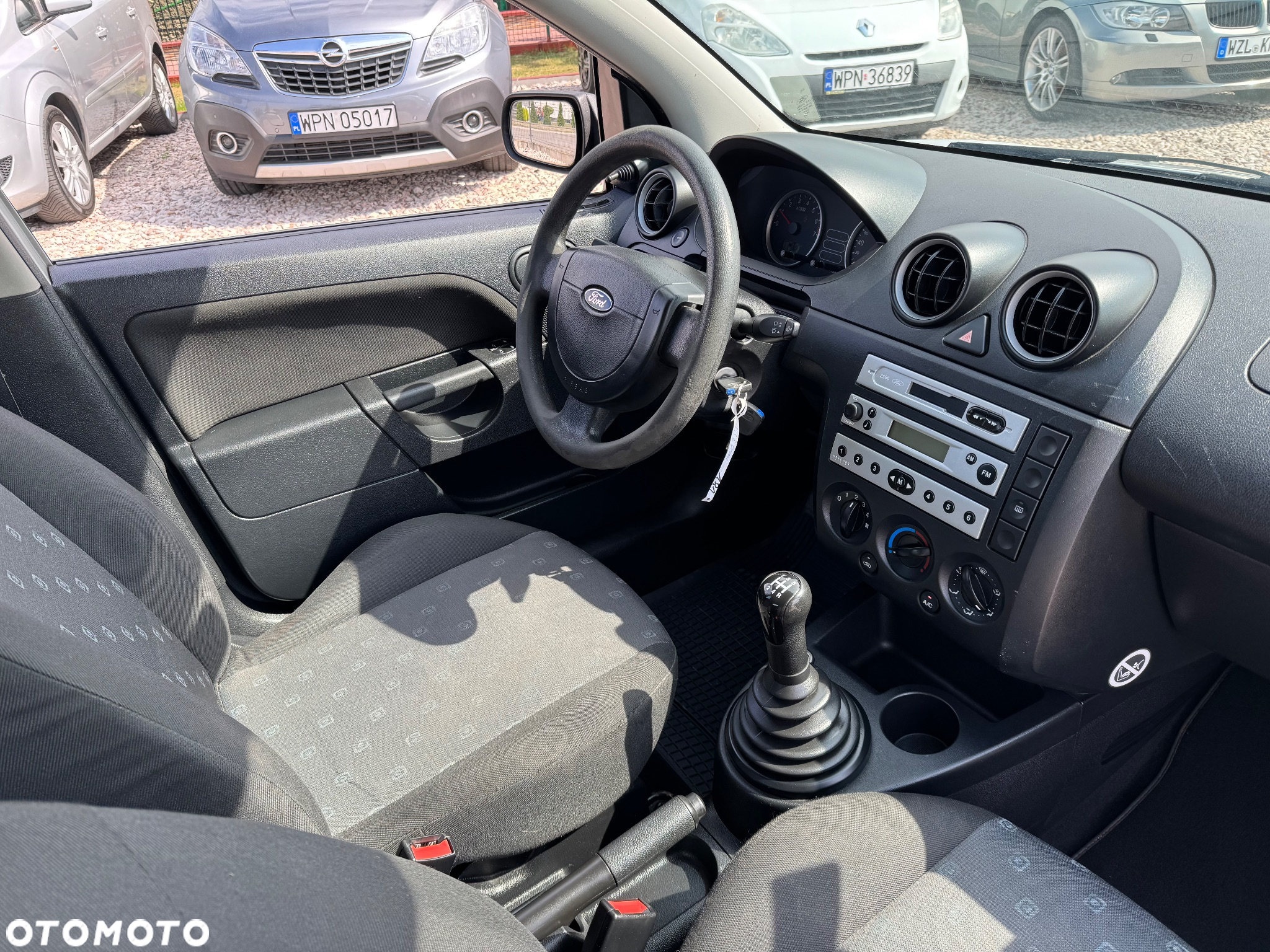 Ford Fiesta - 10