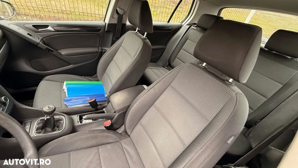 Volkswagen Golf 1.6 TDI DPF BMT Trendline - 6