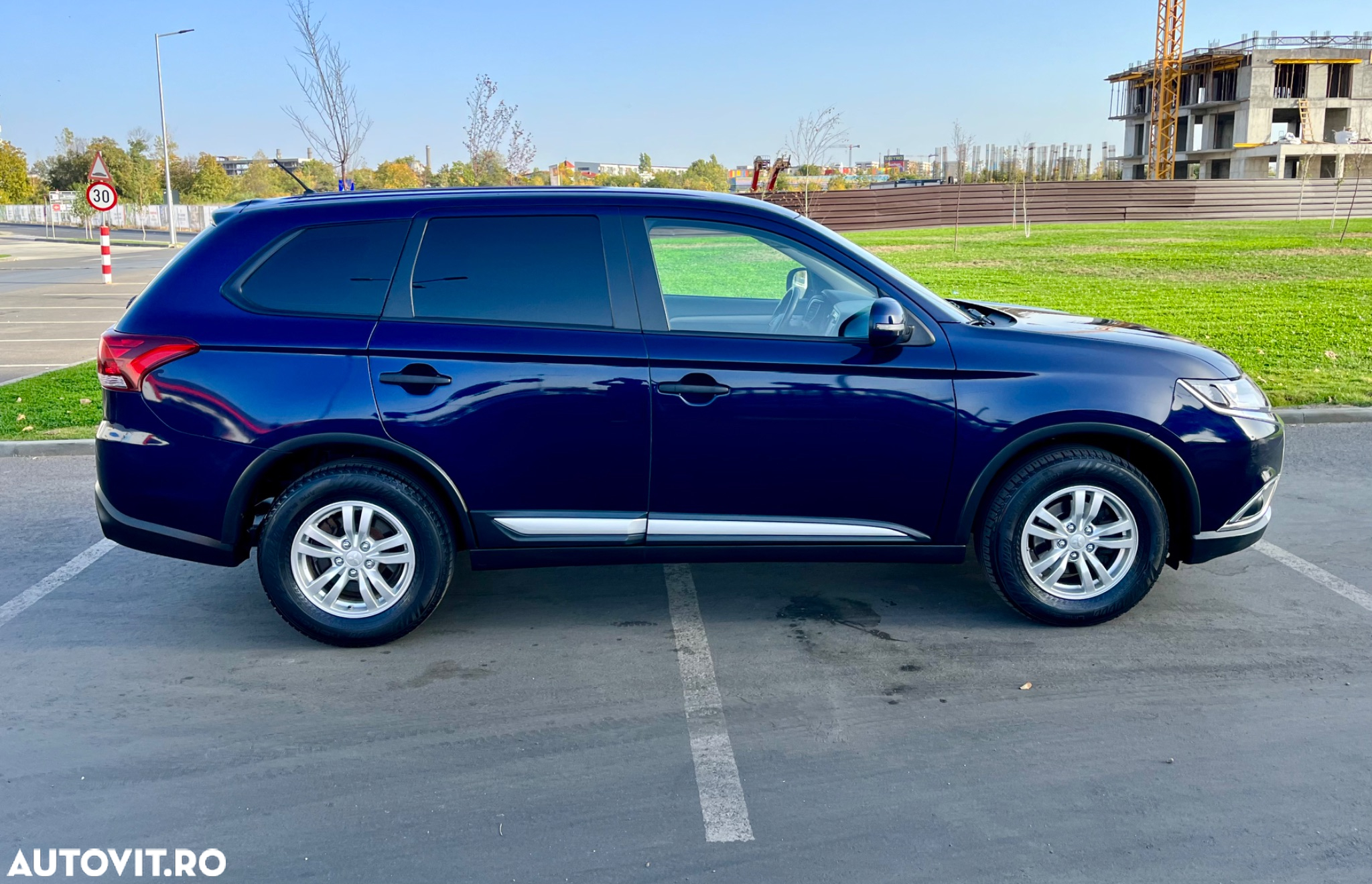 Mitsubishi Outlander 2.2 Litre DI-D AWD Instyle - 6
