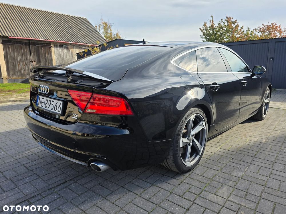 Audi A7 2011 photo 5