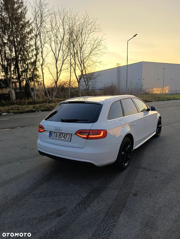 Audi A4 Avant 2.0 TDI - 14