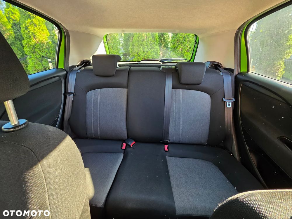 Fiat Punto 1.4 Easy S&S - 8