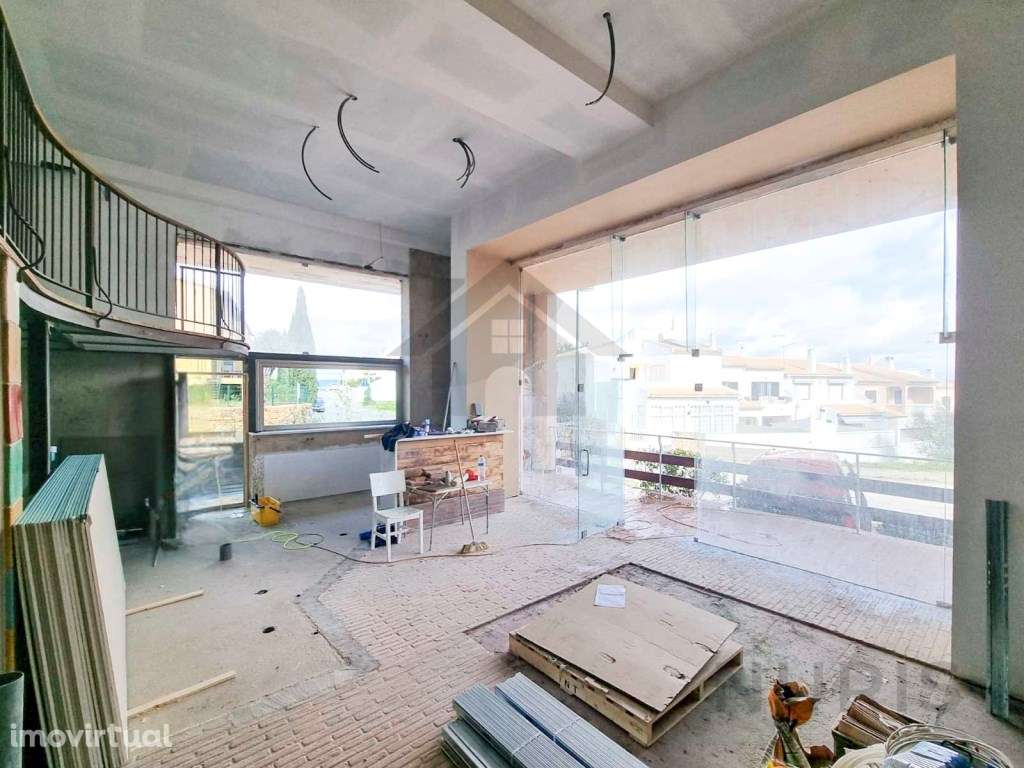 Loja para Venda em Algoz - Transformada em Apartamento - Grande imagem: 2/11