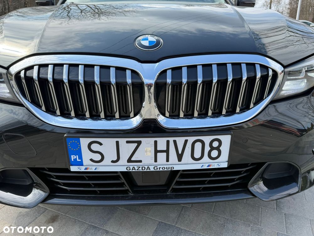 BMW Seria 3 320d xDrive Edition Luxury Line Purity - 7