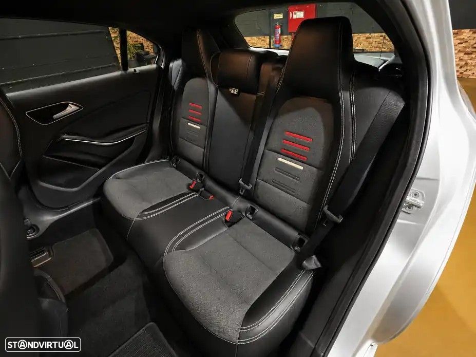 Mercedes-Benz A 180 d Urban - 14