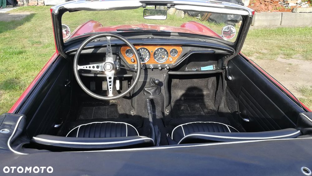 Triumph Spitfire - 17