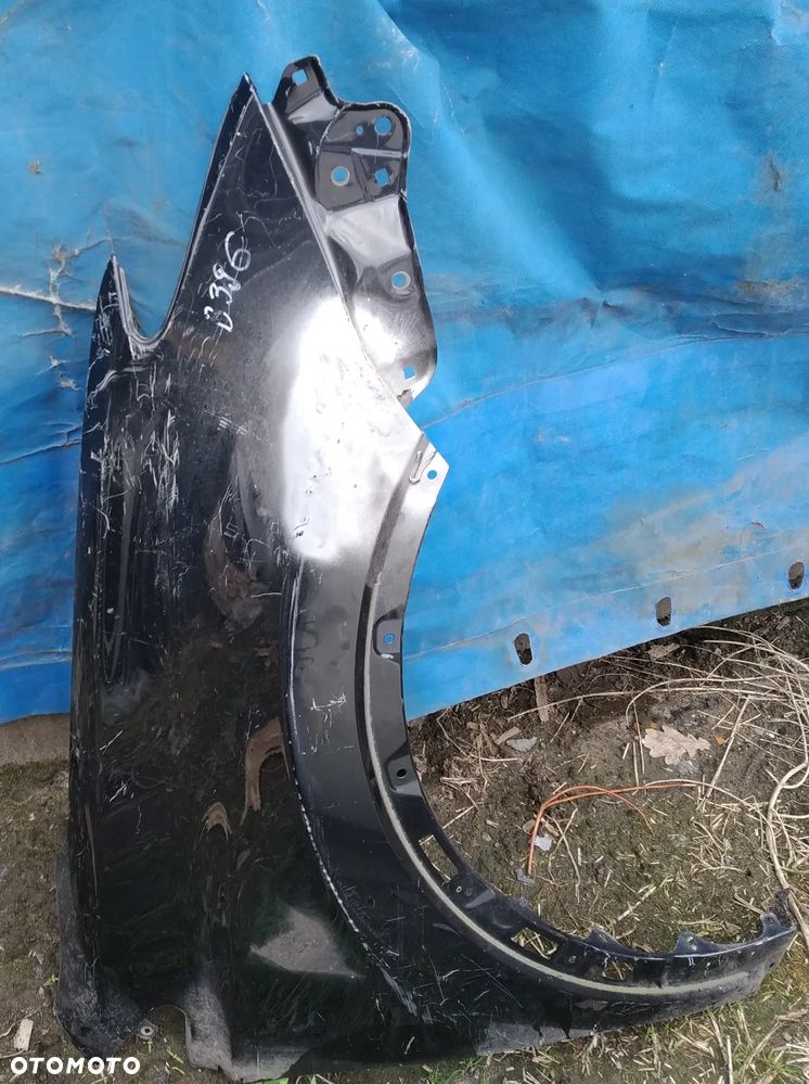 B396/F202/A913/F836/F968/F980/F997 PRAWY BŁOTNIK TOYOTA RAV-4 2013- - 2