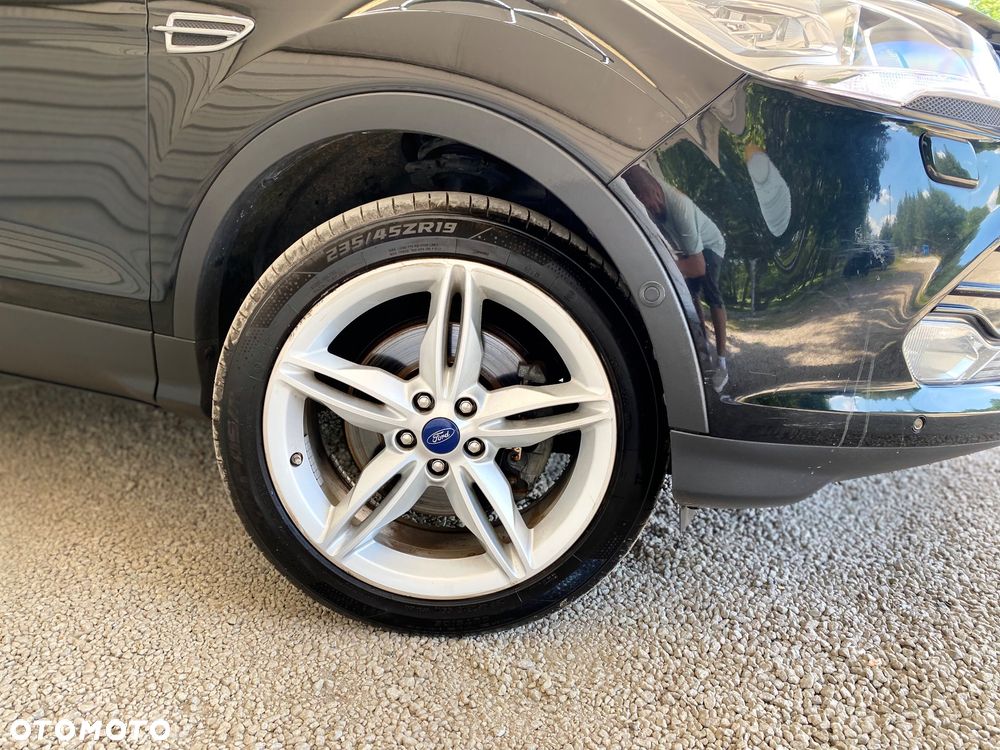 Ford Kuga 2.0 TDCi 4x4 Titanium - 20