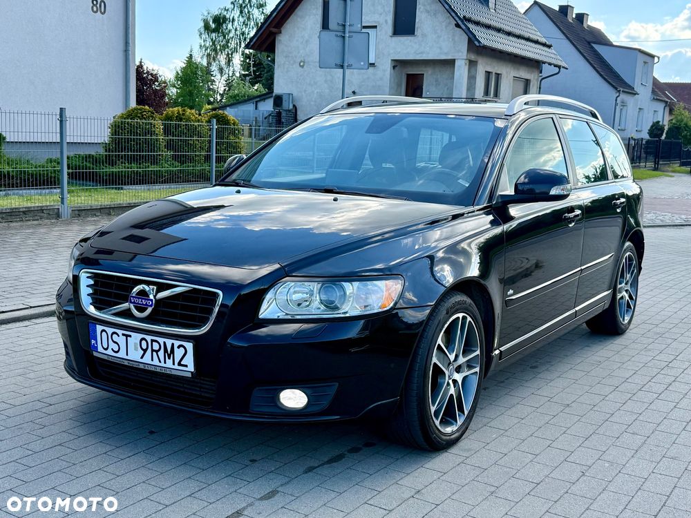 Volvo V50 DPF D3 Momentum - 1