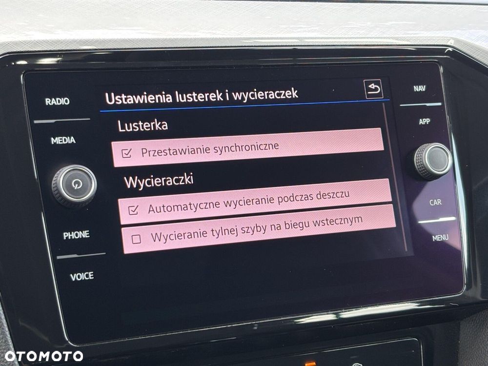 Volkswagen Passat Variant - 39