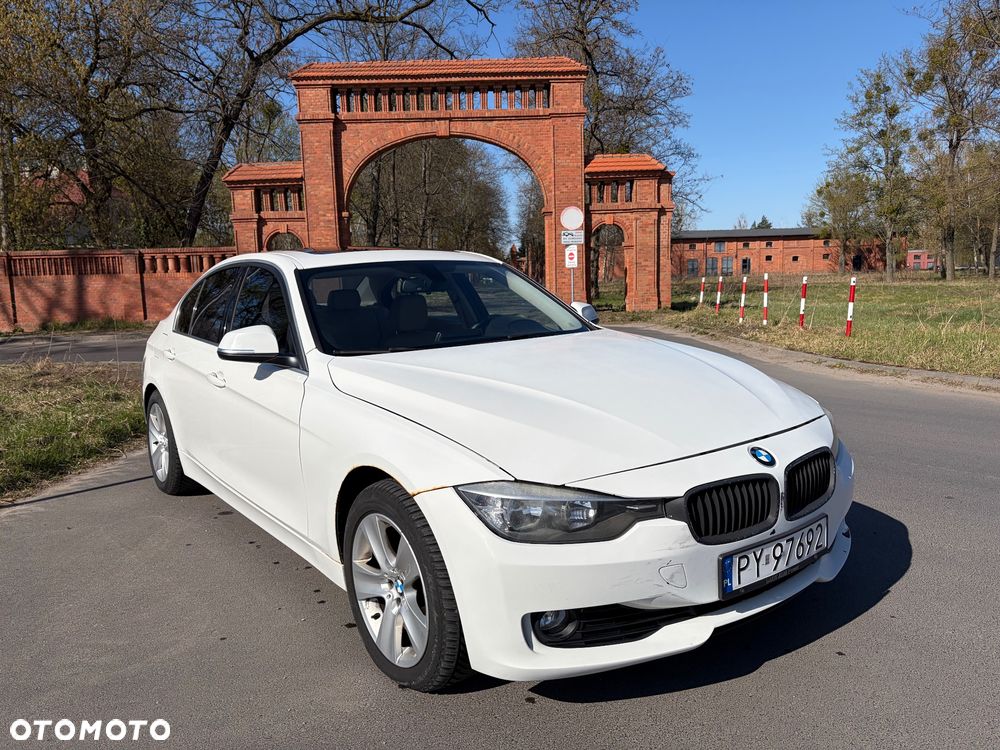 BMW Seria 3 328i xDrive - 1
