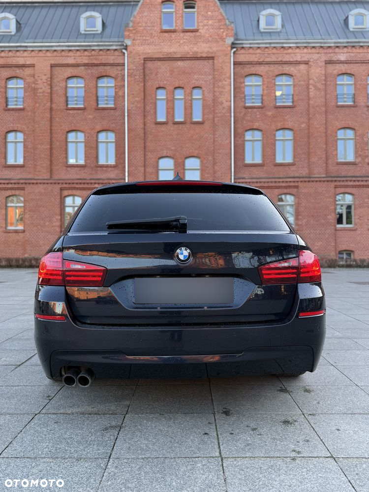BMW Seria 5 520d xDrive - 6