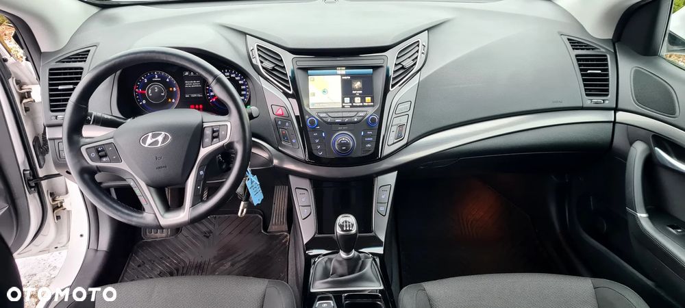 Hyundai i40 1.7 CRDi BlueDrive Premium - 17