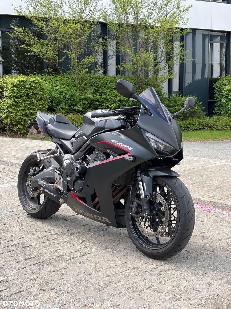 Honda CBR - 1