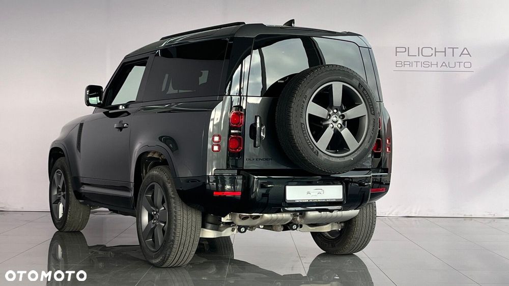 Land Rover Defender - 6