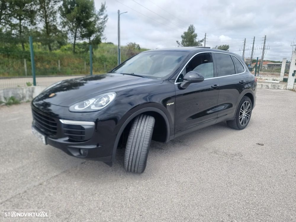 Porsche Cayenne S E-Hybrid - 9