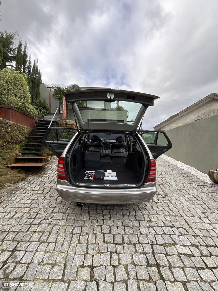 Mercedes-Benz C 200 K Elegance Aut. - 30